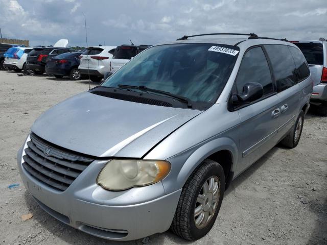 2005 Chrysler Town & Country Touring