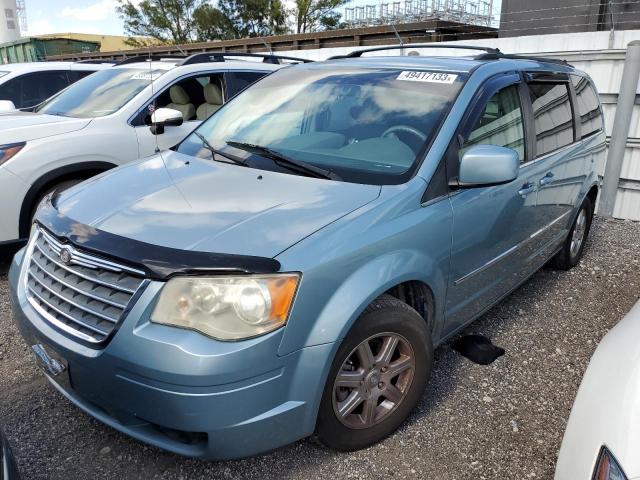 2010 Chrysler Town & Country Touring