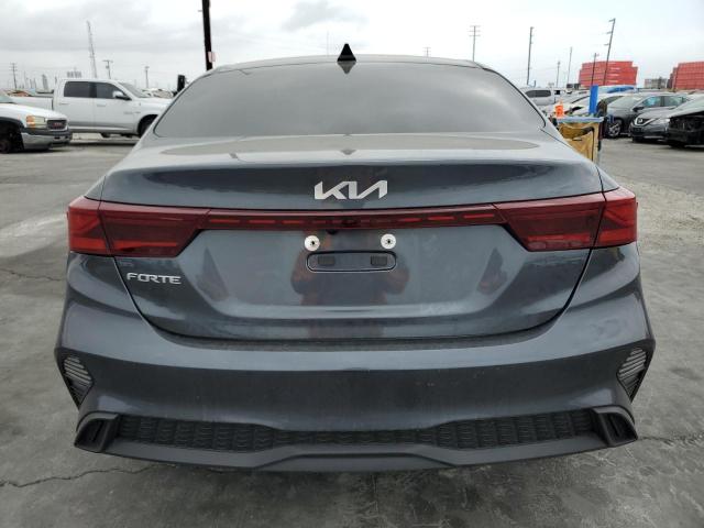 3KPF24AD6PE528656 KIA FORTE LX