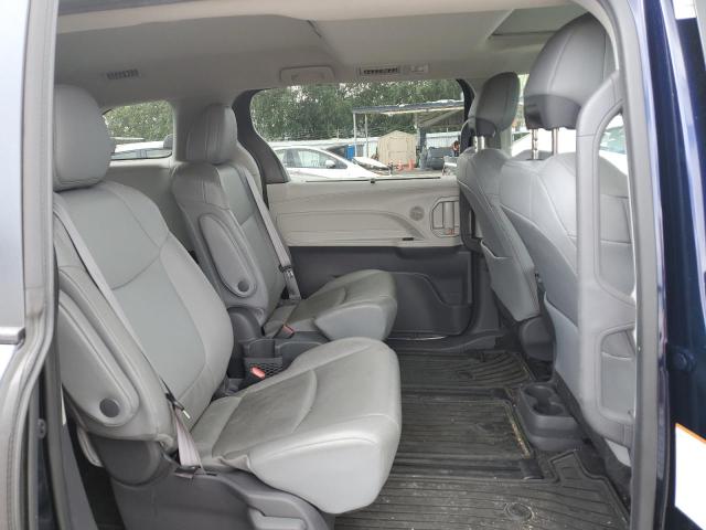 5TDJRKEC3MS057420 Toyota SIENNA XLE