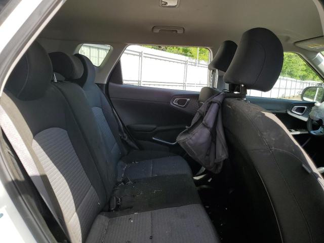 KNDJ23AU6M7738593 KIA SOUL LX