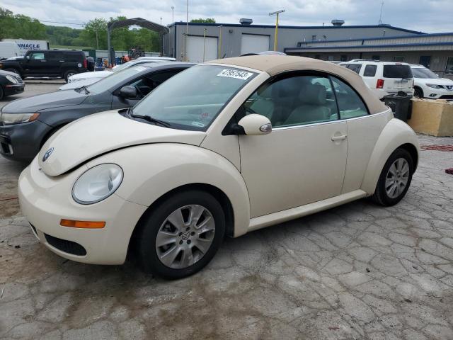 2010 Volkswagen New Beetle 