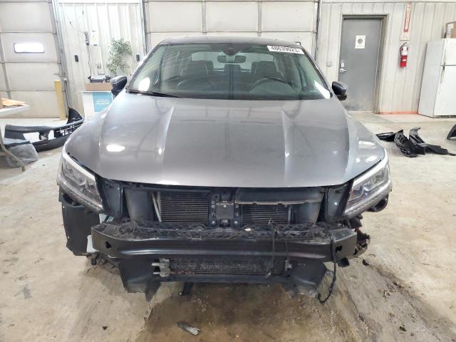 2017 VOLKSWAGEN PASSAT SEL - 1VWCT7A34HC082103