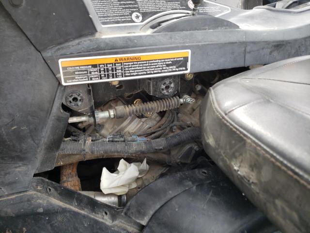 2014 CAN-AM COMMANDER - 3JBKKXP14EJ001509