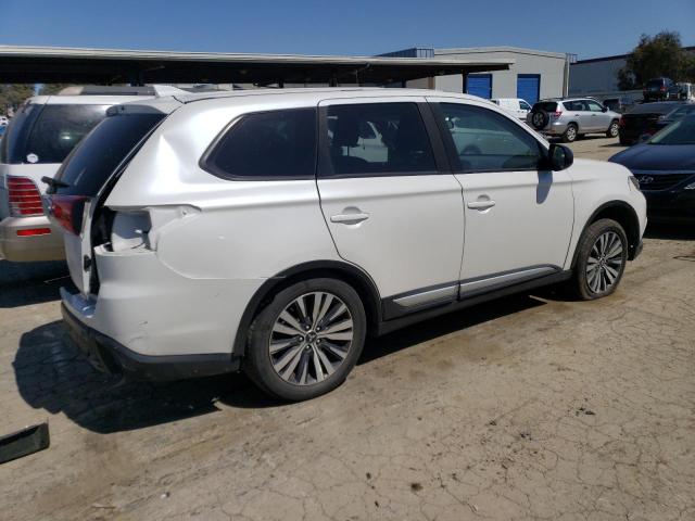 JA4AD2A3XLZ016181 Mitsubishi Outlander Es