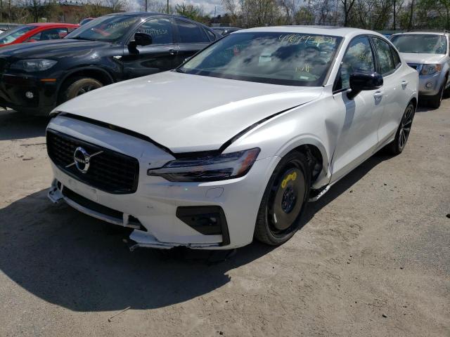2022 VOLVO S60 B5 MOM - 7JRL12TZ4NG172595