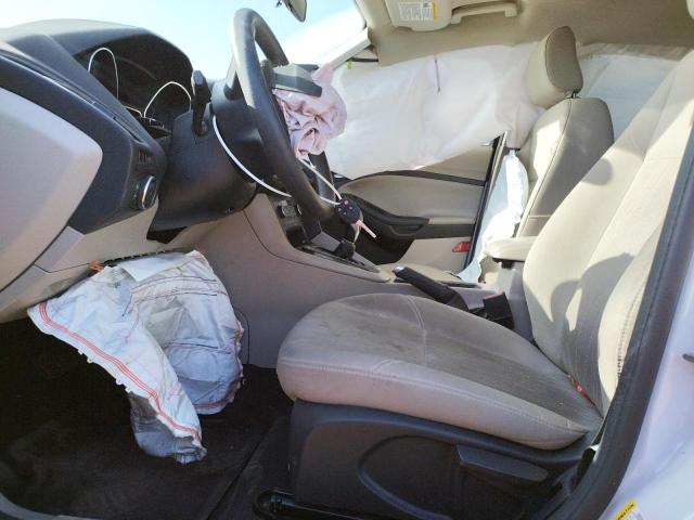 1FADP3FE9JL270996 Ford FOCUS SE