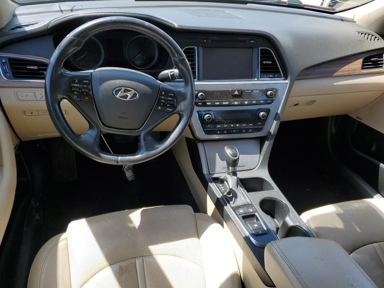 2015 Hyundai Sonata Sport vin: 5NPE34AF1FH065233