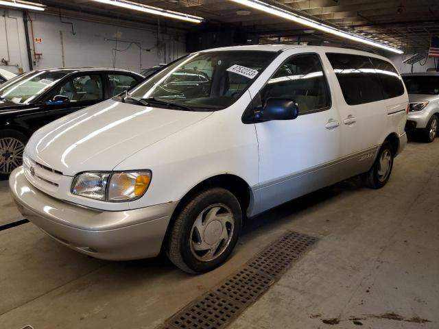 1999 Toyota Sienna LE