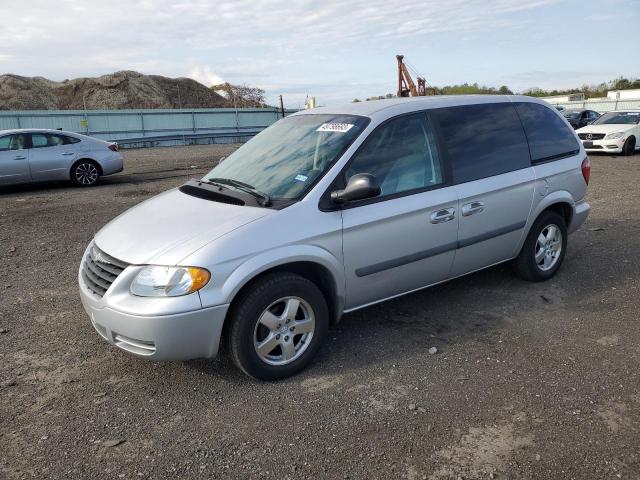 2005 Chrysler Town & Country 