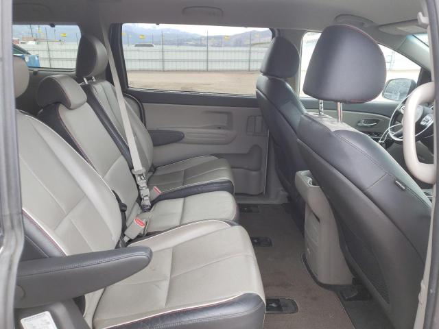 KNDMB5C11H6337203 KIA SEDONA LX