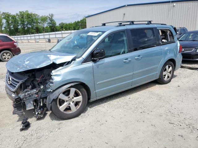 2010 Volkswagen Routan SE