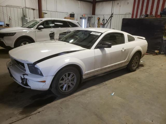 2005 Ford Mustang 