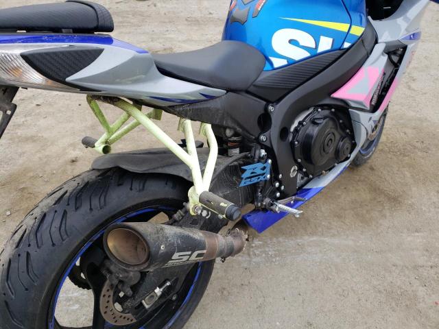 2015 SUZUKI GSX-R600 - JS1GN7FA7F2100628