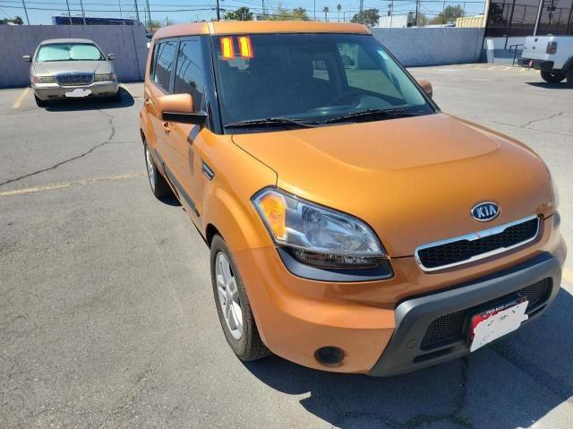 2011 Kia Soul +