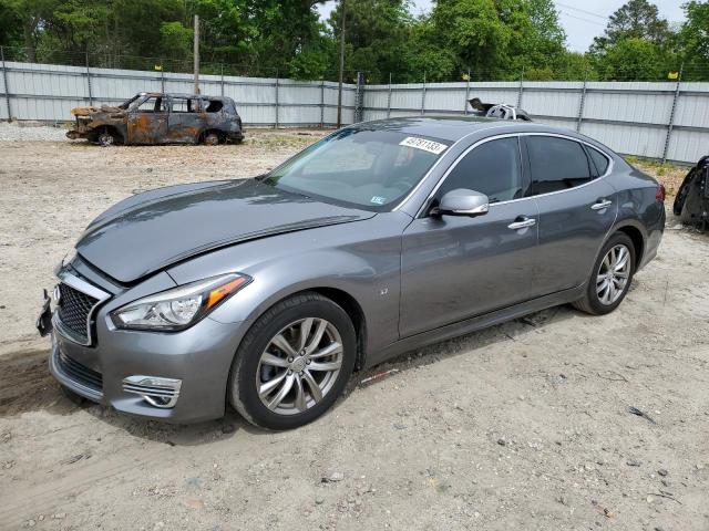 2017 INFINITI Q70 3.7