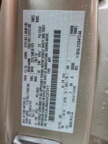1FMCU9J96HUC27311 Ford Escape Titanium