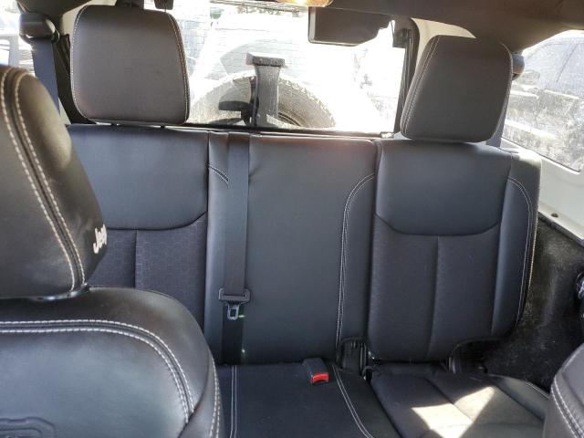 1C4BJWDG6JL835018 Jeep Wrangler Unlimited Sport