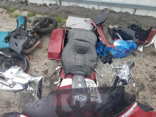 2011 HARLEY-DAVIDSON FLHTCUSE6 - 1HD1PR819BB955760