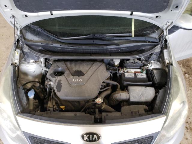 KNADM4A36F6520647 KIA RIO LX