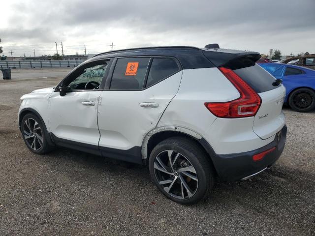 2020 VOLVO XC40 CORE - YV4AC2HM3L2171751