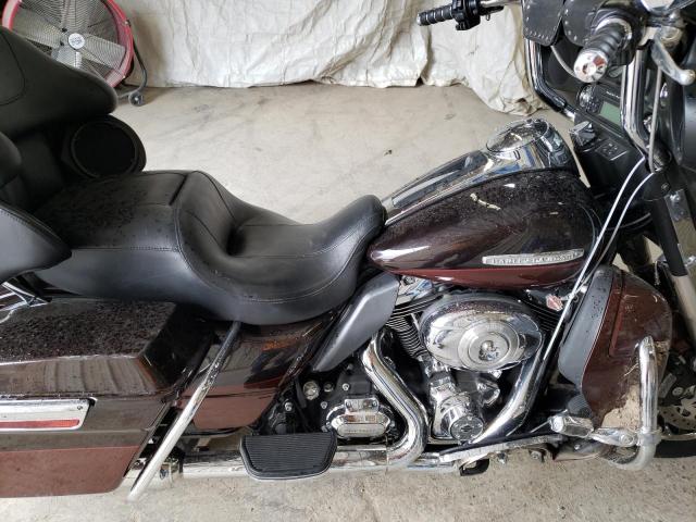 2011 HARLEY-DAVIDSON FLHTK - 1HD1KEM1XBB655786