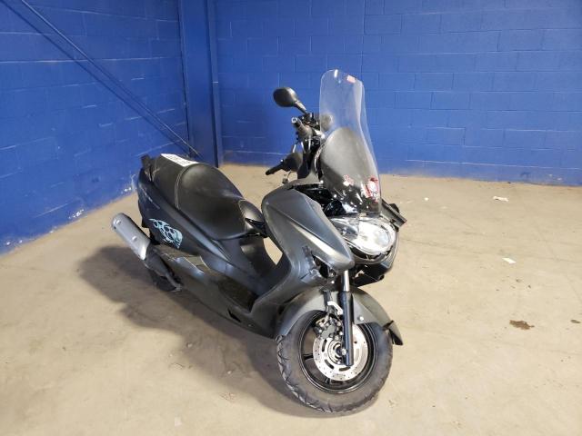 2019 SUZUKI UH200 - MLCCH41A9K1600004