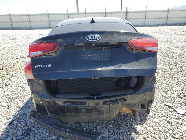3KPFK4A75JE270213 KIA FORTE LX