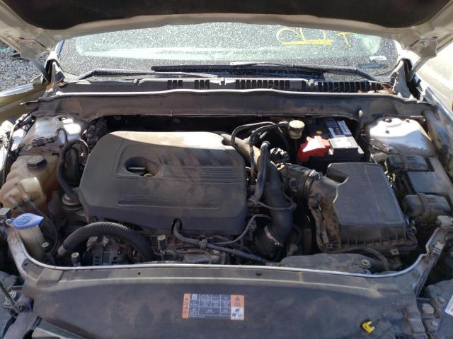 3FA6P0HD3GR281997 Ford FUSION SE