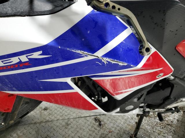 2015 HONDA CBR300 R MLHNC5103F5102779