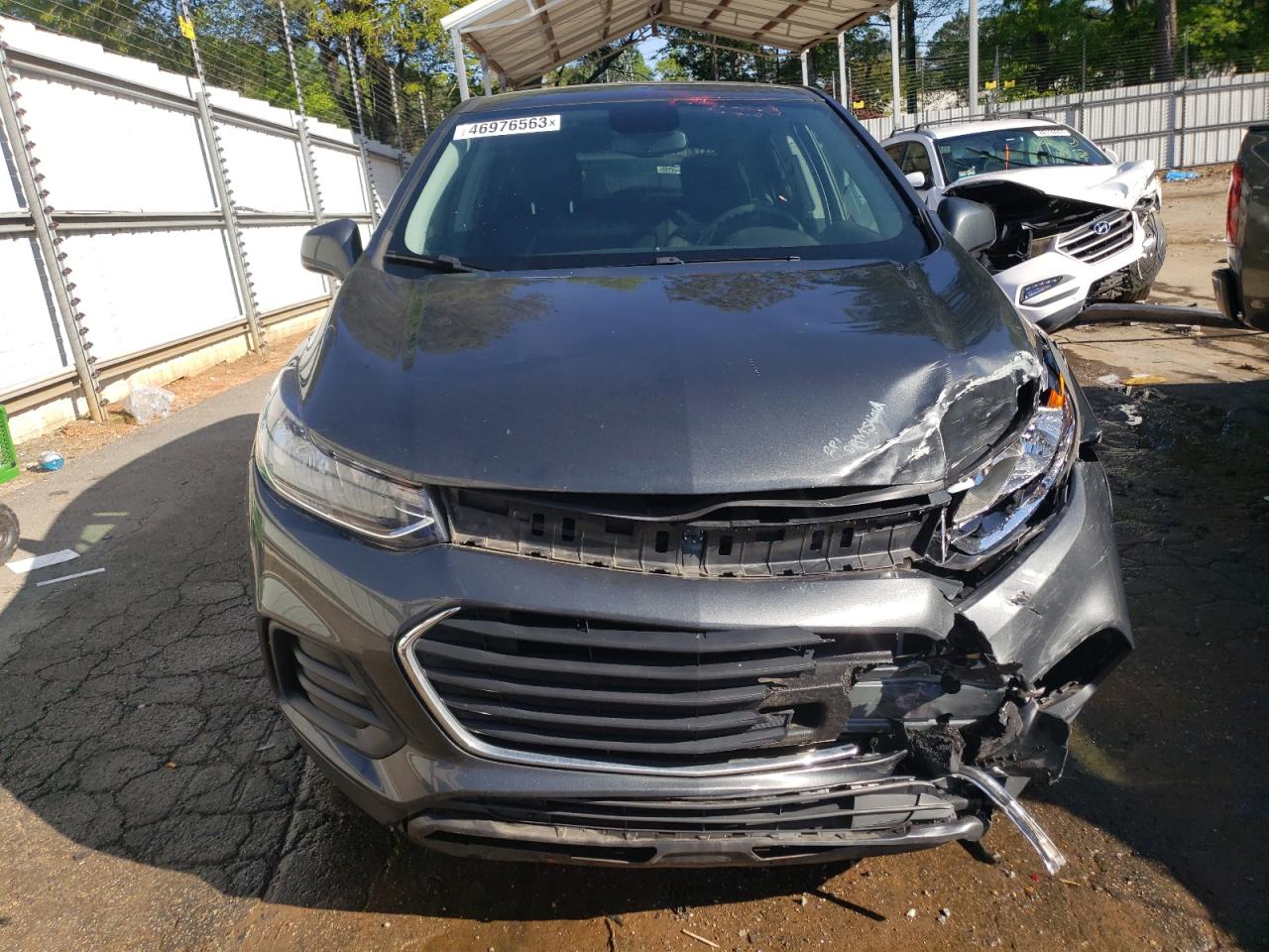 3GNCJKSBXKL255658 CHEVROLET TRAX 2019