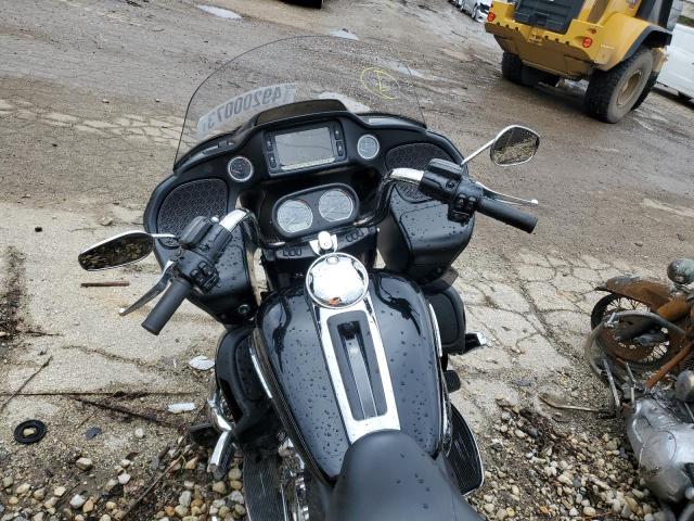 2017 HARLEY-DAVIDSON FLTRU 1HD1KGD13HB635786