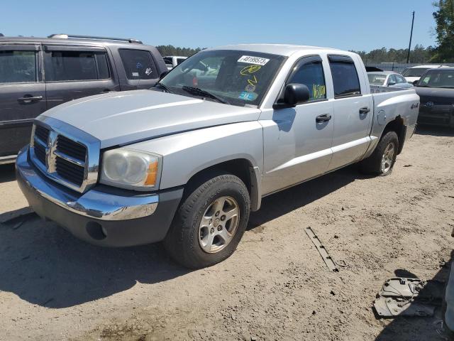 2005 Dodge Dakota 