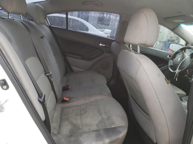 KNAFX4A60E5187733 KIA FORTE LX
