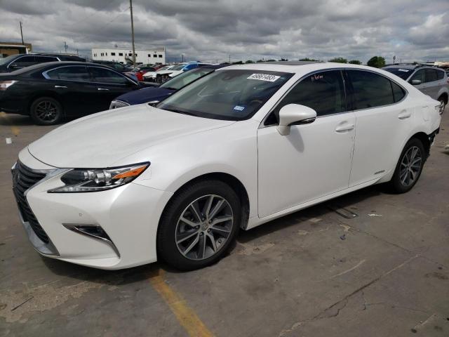 2016 Lexus ES 300h 