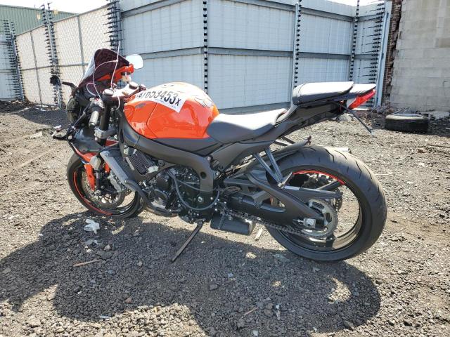 2022 SUZUKI GSX-R600 - JS1GN7FA5N7100855