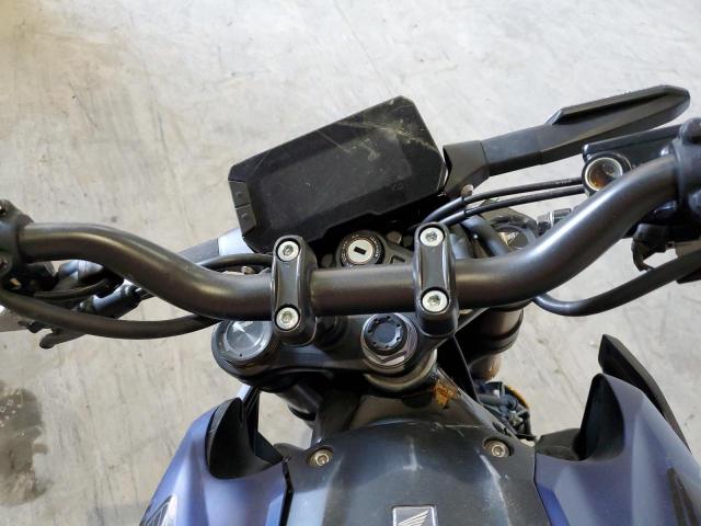 2022 HONDA CBF300 NA - MLHNC555XN5200339