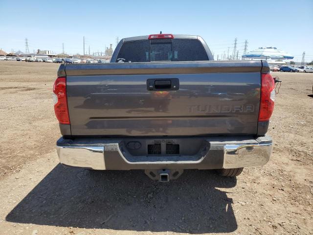 5TFUY5F19MX048942 Toyota Tundra Double Cab Sr/sr5