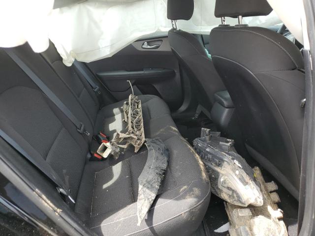3KPF24AD8KE118756 KIA FORTE FE