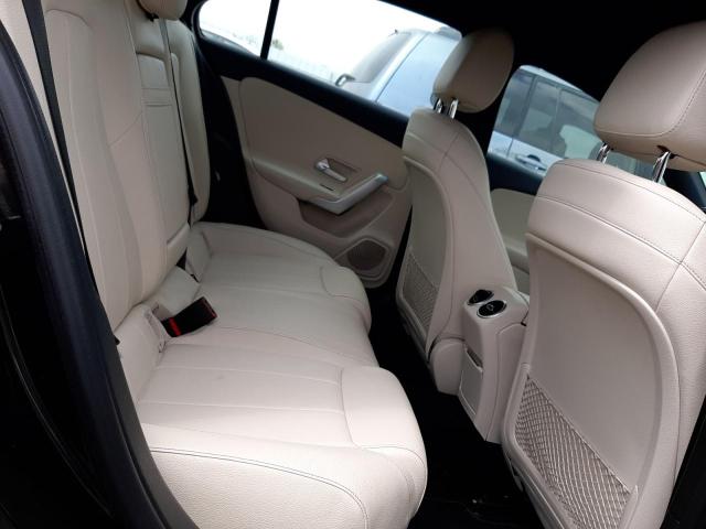 WDD3G4EB3KW023708 Mercedes-Benz A 220