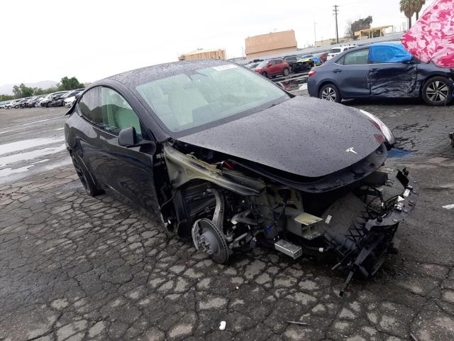5YJYGDEE0MF093104 Tesla Model Y