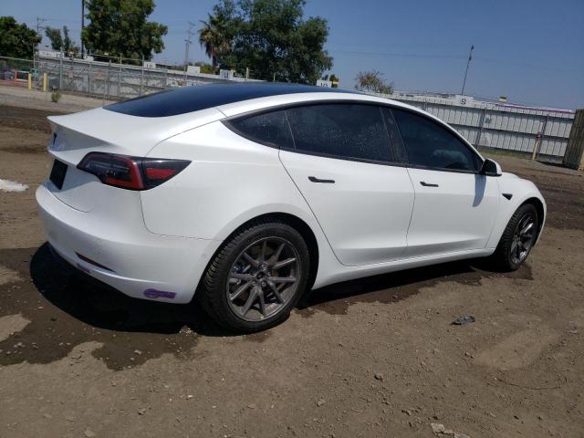 5YJ3E1EA9KF397105 Tesla MODEL 3