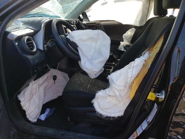 2T3BFREV4HW653860 Toyota RAV4 LE