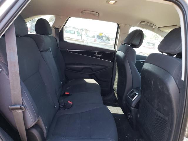5XYPGDA58GG111007 KIA SORENTO LX