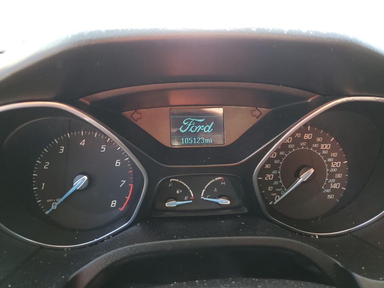 1FAHP3F22CL278318 2012 Ford Focus Se