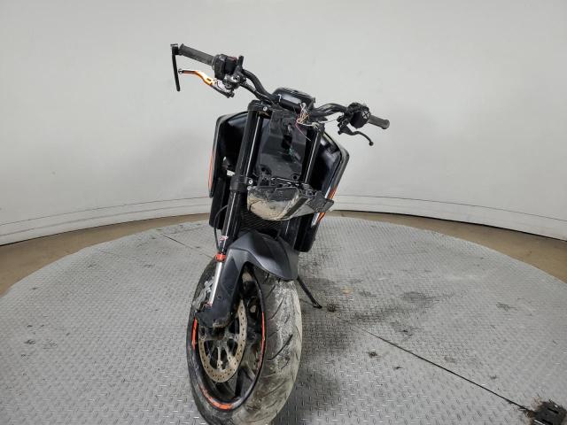 2021 KTM 890 DUKE R - VBKTU9401MM812193