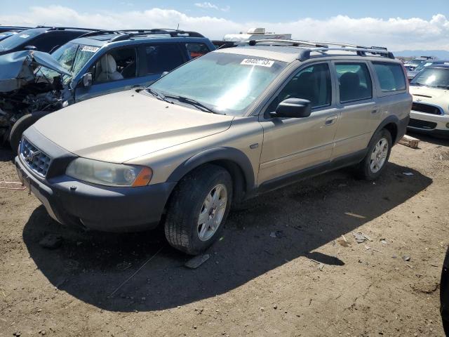 2005 Volvo XC70 