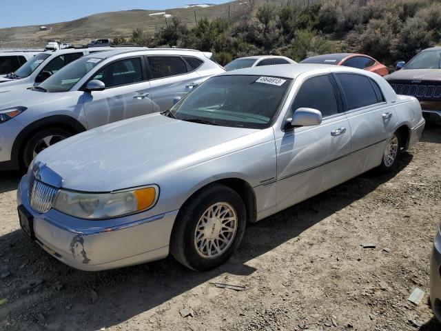 1998 LINCOLN TOWN CAR SIGNATURE for Sale | NV - RENO | Thu. Jul 13