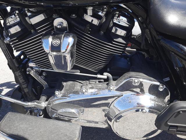 2021 HARLEY-DAVIDSON FLHR - 1HD1FBC10MB624926