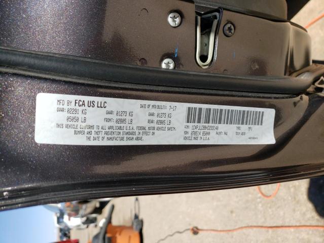1C4PJLCB8HD233140 Jeep Cherokee Latitude